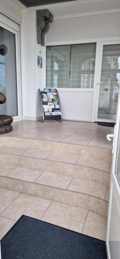 Appartement, Les Templiers, Rdc Vue Mer Proche Centre Ville Houlgate Luaran gambar